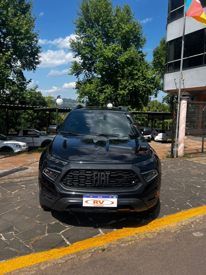 TORO 2.0 16V ULTRA 4X4 AT9 DIESEL 4P AUTOMÁTICO - 2022 - CARLOS BARBOSA