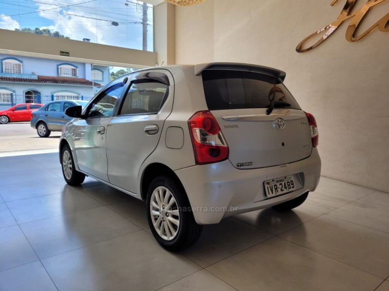 ETIOS 1.5 XLS 16V FLEX 4P MANUAL - 2014 - CANELA