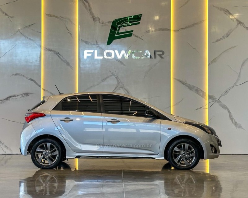 HB20 1.0 SPICY 12V FLEX 4P MANUAL - 2015 - GARIBALDI