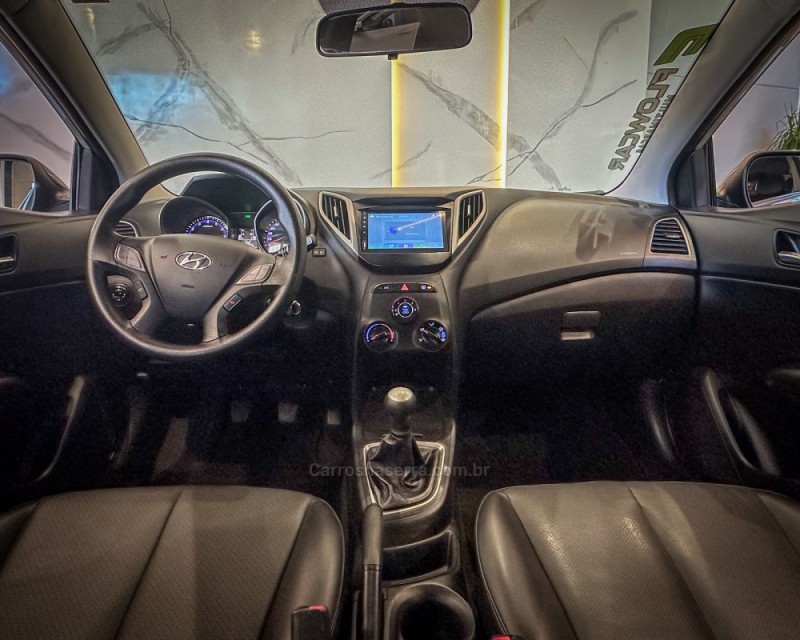 HB20 1.0 SPICY 12V FLEX 4P MANUAL - 2015 - GARIBALDI