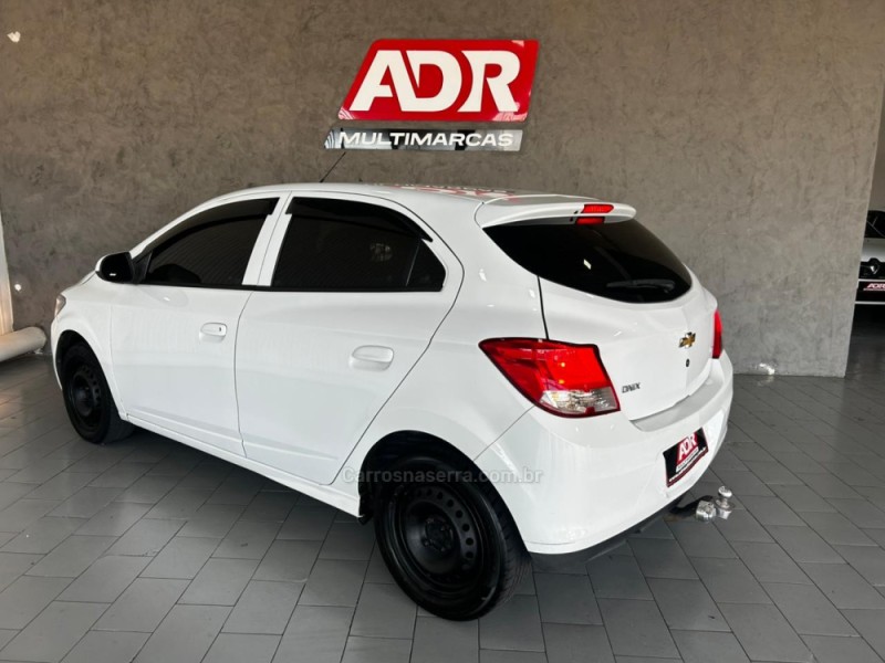 ONIX 1.0 MPFI LT 8V FLEX 4P MANUAL - 2013 - CAXIAS DO SUL