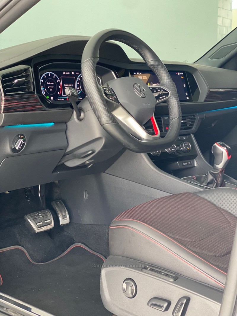 JETTA 2.0 16V TSI GLI 350 GASOLINA 4P AUTOMÁTICO - 2023 - CAXIAS DO SUL
