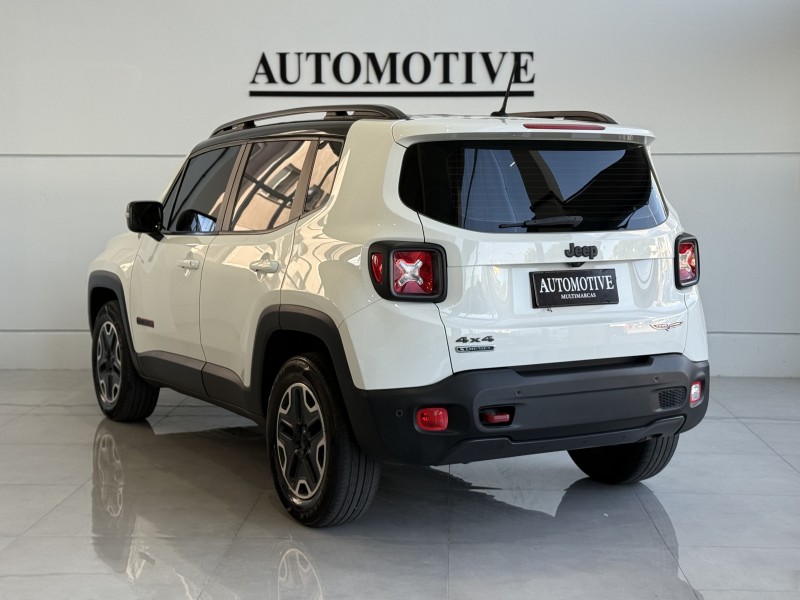 RENEGADE 2.0 16V TURBO DIESEL TRAILHAWK 4P 4X4 AUTOMÁTICO - 2016 - CAXIAS DO SUL