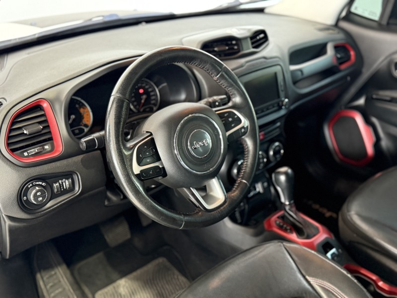 RENEGADE 2.0 16V TURBO DIESEL TRAILHAWK 4P 4X4 AUTOMÁTICO - 2016 - CAXIAS DO SUL