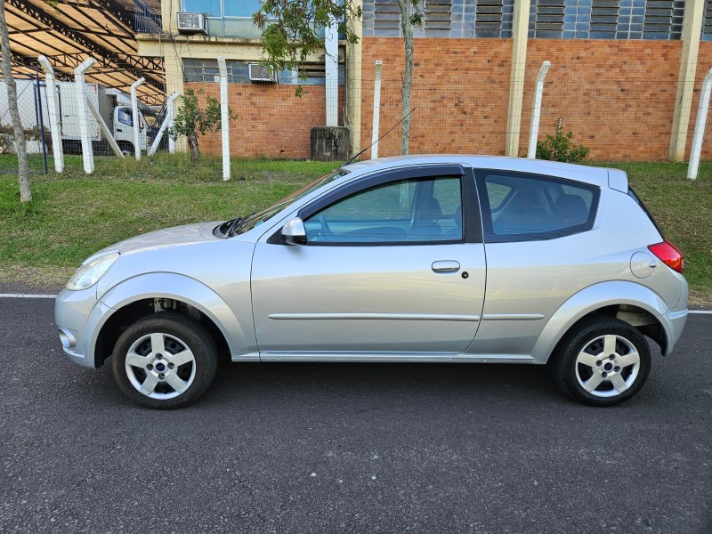 KA 1.0 MPI 8V FLEX 2P MANUAL - 2009 - VENâNCIO AIRES