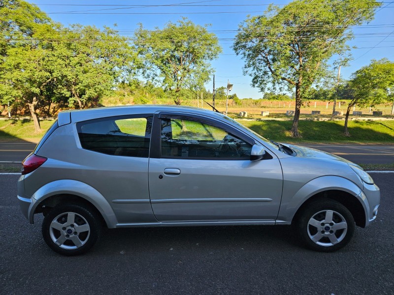 KA 1.0 MPI 8V FLEX 2P MANUAL - 2009 - VENâNCIO AIRES