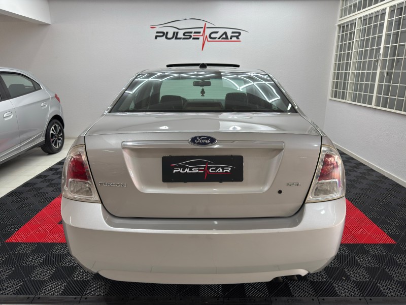 FUSION 2.3 SEL 16V GASOLINA 4P AUTOMÁTICO - 2007 - CAXIAS DO SUL