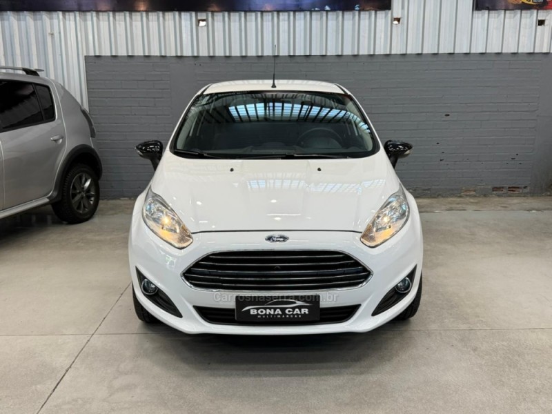 FIESTA 1.6 TITANIUM PLUS HATCH 16V FLEX 4P AUTOMÁTICO - 2016 - CAXIAS DO SUL