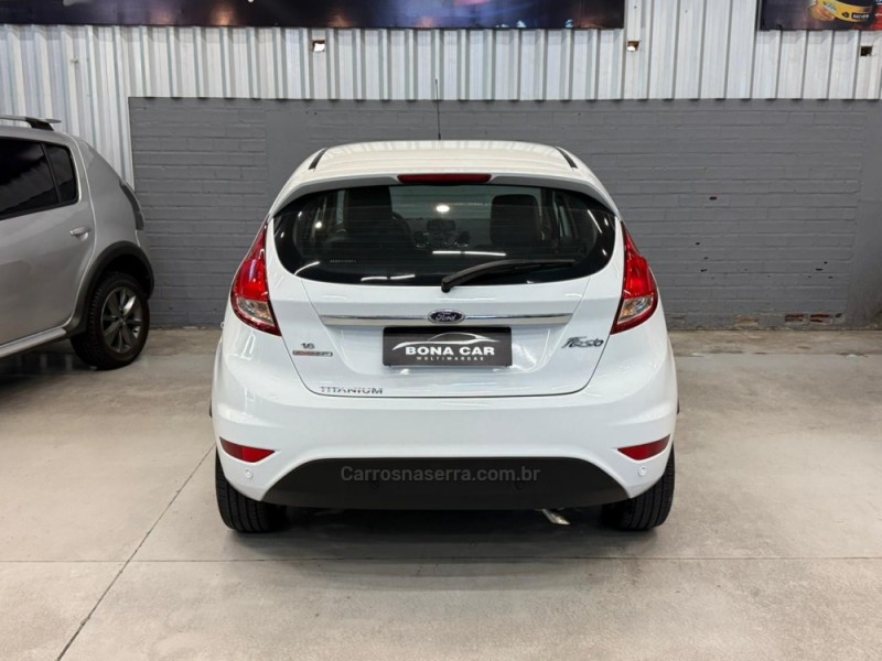 FIESTA 1.6 TITANIUM PLUS HATCH 16V FLEX 4P AUTOMÁTICO - 2016 - CAXIAS DO SUL