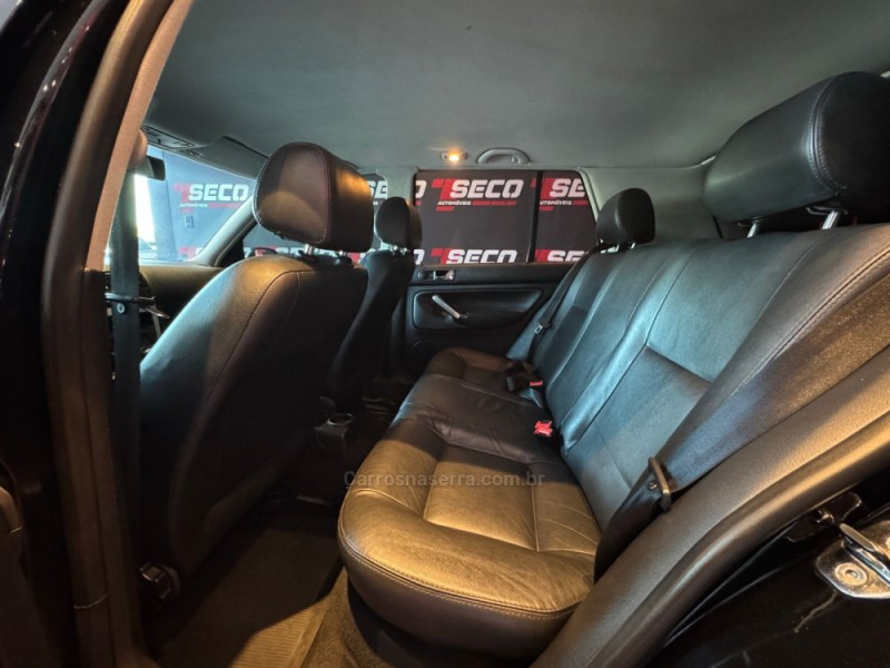 GOLF 1.6 MI FLASH 8V GASOLINA 4P MANUAL - 2007 - PASSO FUNDO