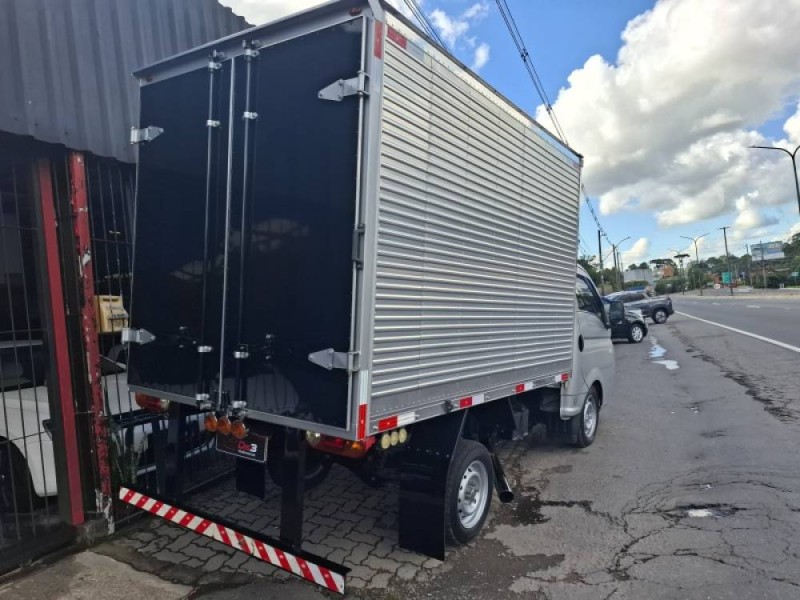 HR 2.5 LONGO COM CAÇAMBA 4X2 16V 130CV TURBO INTERCOOLER DIESEL 2P MANUAL - 2012 - CAXIAS DO SUL