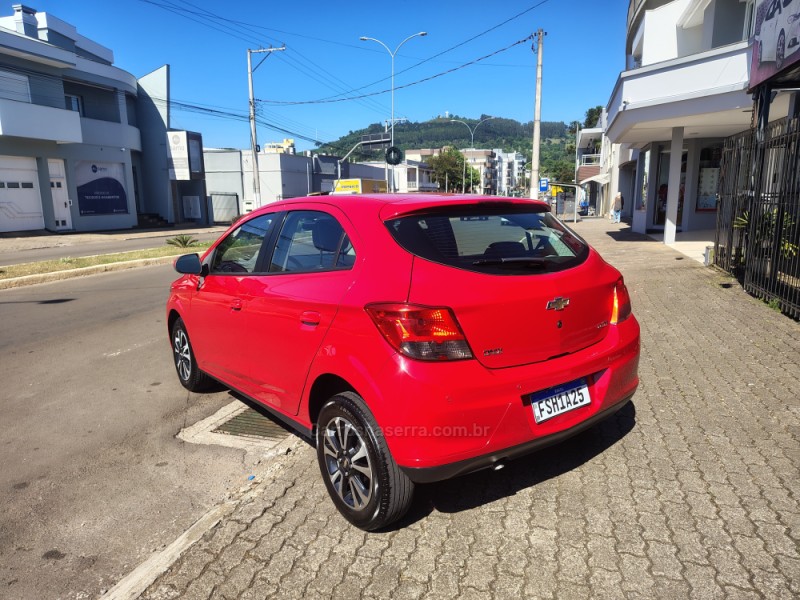 ONIX 1.4 MPFI LTZ 8V FLEX 4P MANUAL - 2015 - GUAPORé