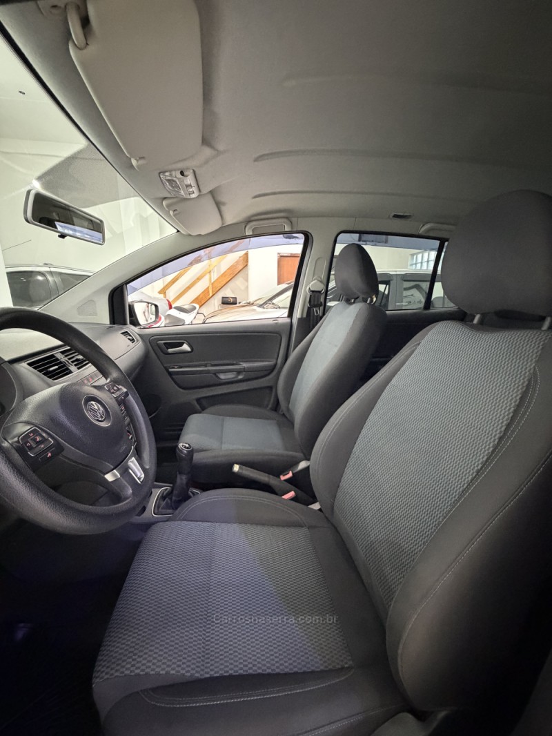 FOX 1.0 MI BLUEMOTION 8V FLEX 4P MANUAL - 2014 - CAXIAS DO SUL