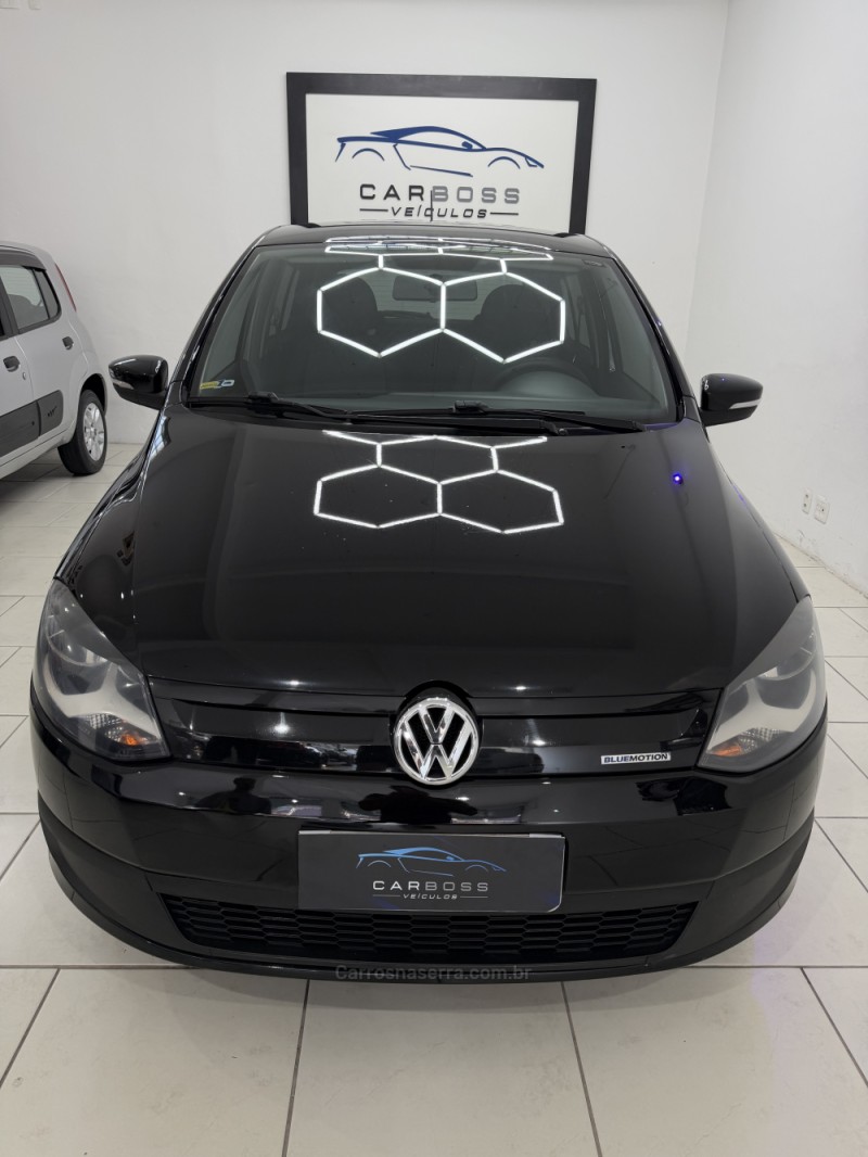 FOX 1.0 MI BLUEMOTION 8V FLEX 4P MANUAL - 2014 - CAXIAS DO SUL