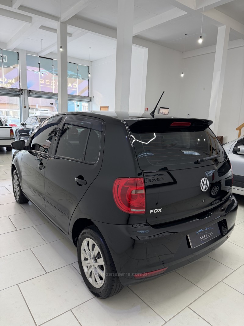 FOX 1.0 MI BLUEMOTION 8V FLEX 4P MANUAL - 2014 - CAXIAS DO SUL