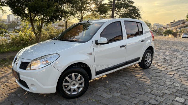 sandero 1.6 expression 8v flex 4p manual 2011 caxias do sul