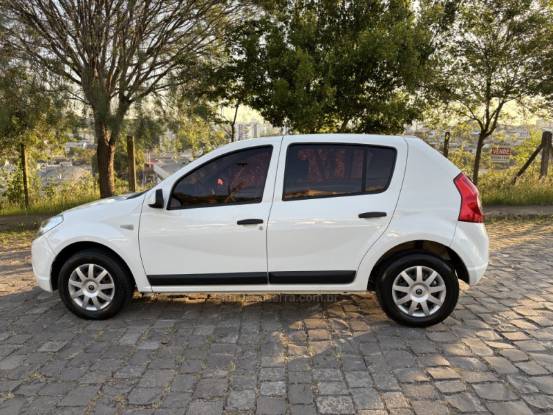SANDERO 1.6 EXPRESSION 8V FLEX 4P MANUAL - 2011 - CAXIAS DO SUL