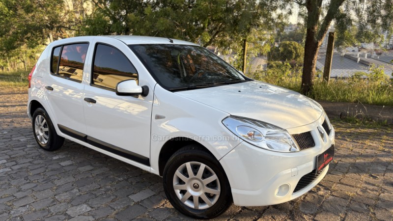 SANDERO 1.6 EXPRESSION 8V FLEX 4P MANUAL - 2011 - CAXIAS DO SUL