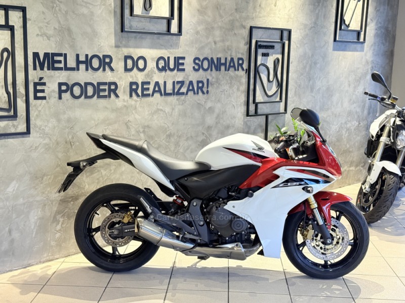 CBR 600F STANDARD - 2013 - CAXIAS DO SUL