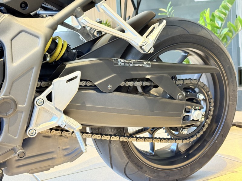 CBR 650R  - 2020 - CAXIAS DO SUL