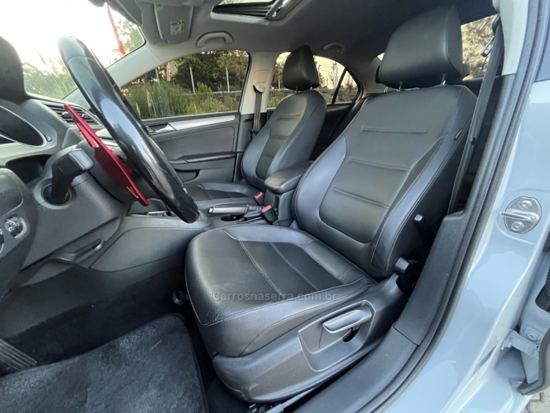 JETTA 1.4 16V TSI COMFORTLINE FLEX 4P TIPTRONIC - 2018 - CAXIAS DO SUL