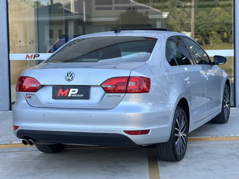 JETTA 2.0 TSI HIGHLINE 211CV GASOLINA 4P DSG - 2014 - TUPANDI