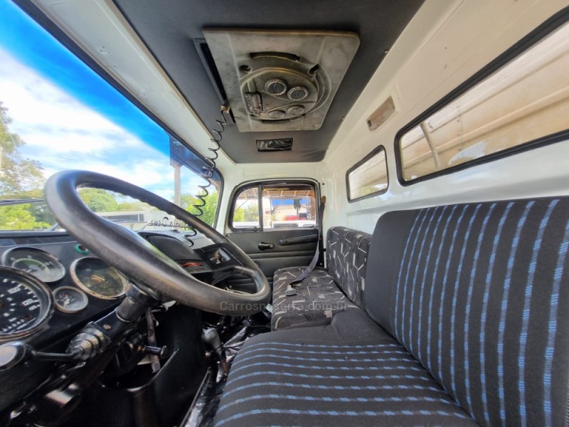 L-1118 3 EIXOS - 1987 - PORTãO