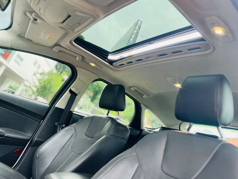 FOCUS 2.0 TITANIUM PLUS HATCH 16V FLEX 4P AUTO - 2018 - BENTO GONçALVES