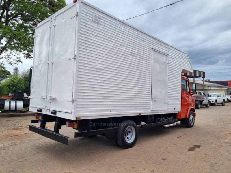 710 PLUS  - 2003 - PORTãO