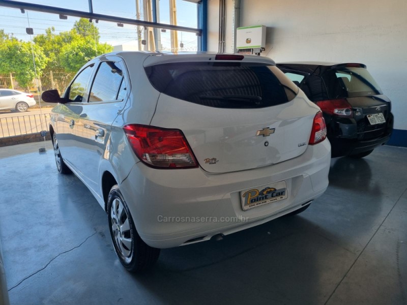 ONIX 1.0 MPFI LT 8V FLEX 4P MANUAL - 2016 - VACARIA