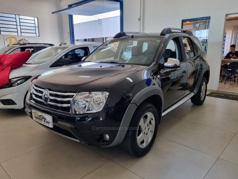 DUSTER 2.0 DYNAMIQUE 4X2 16V FLEX 4P MANUAL - 2014 - VACARIA