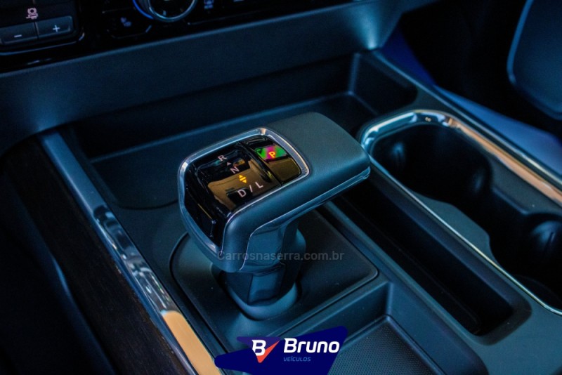 SILVERADO 5.3 1500 HIGH 4X4 COUNTRY GASOLINA 4X4 AUTOMÁTICO - 2024 - PALMEIRA DAS MISSõES