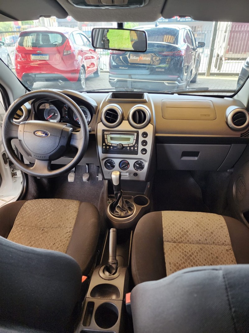 FIESTA 1.6 MPI CLASS 8V GASOLINA 4P MANUAL - 2014 - CAXIAS DO SUL