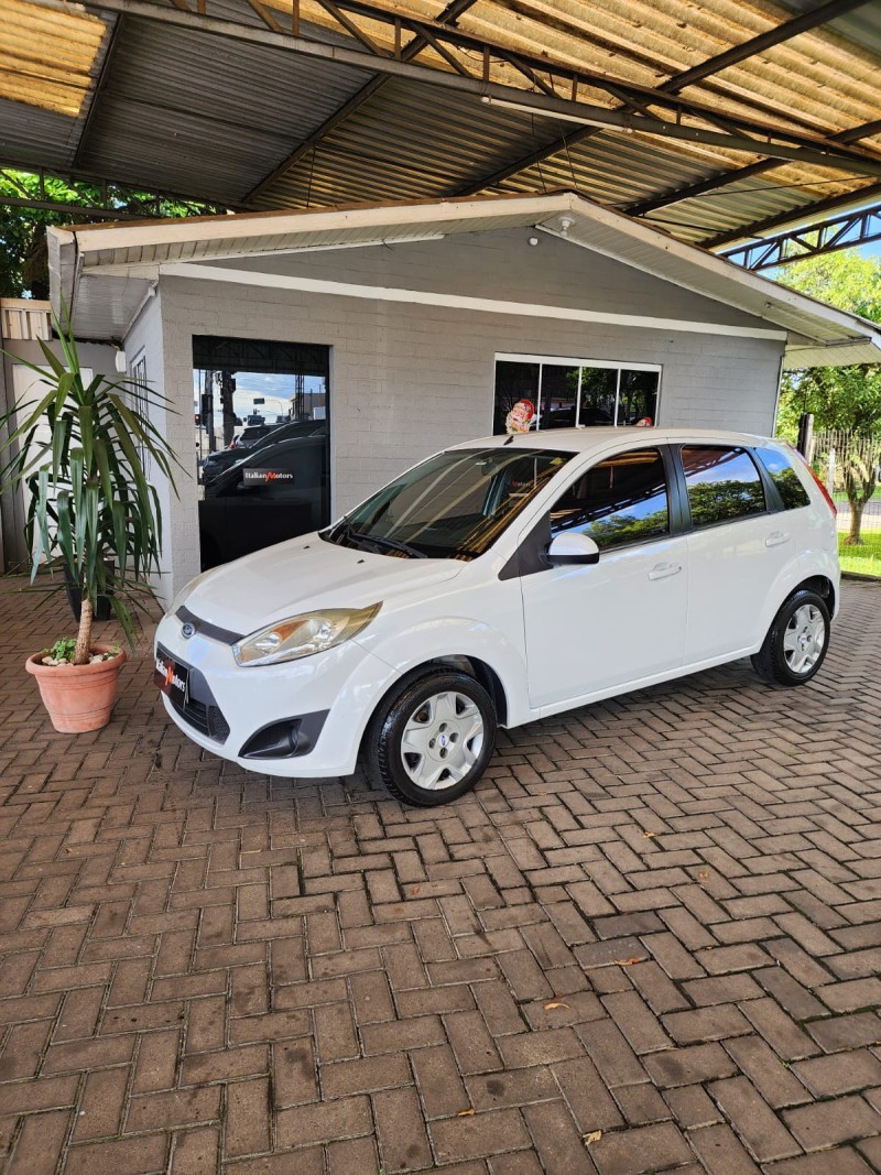 fiesta 1.6 mpi class 8v gasolina 4p manual 2014 caxias do sul