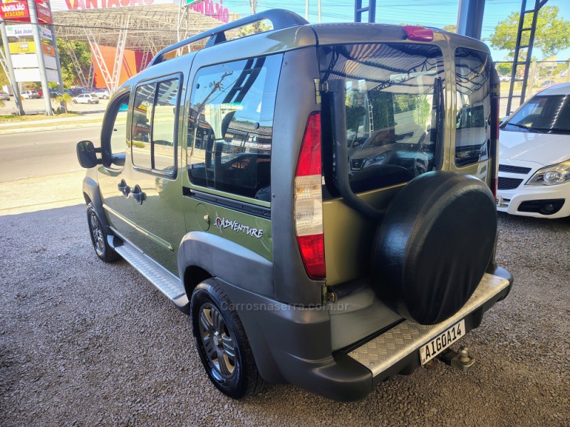 DOBLÓ 1.8 MPI ADVENTURE 8V FLEX 4P MANUAL - 2004 - CAXIAS DO SUL