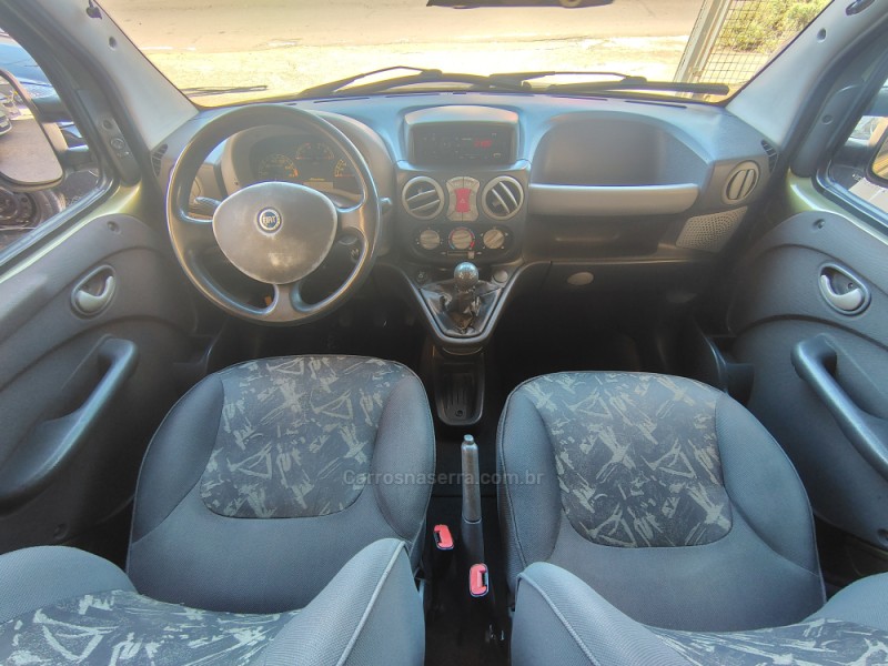 DOBLÓ 1.8 MPI ADVENTURE 8V FLEX 4P MANUAL - 2004 - CAXIAS DO SUL