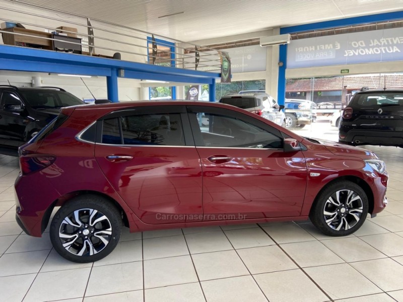 ONIX 1.0	PREMIER PLUS 12V TURBO FLEX 4P AUTOMÁTICO - 2024 - IBIRUBá