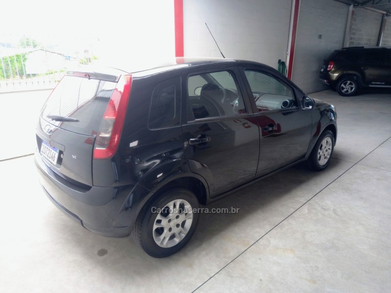 FIESTA 1.6 SE HATCH 16V FLEX 4P MANUAL - 2012 - CAXIAS DO SUL