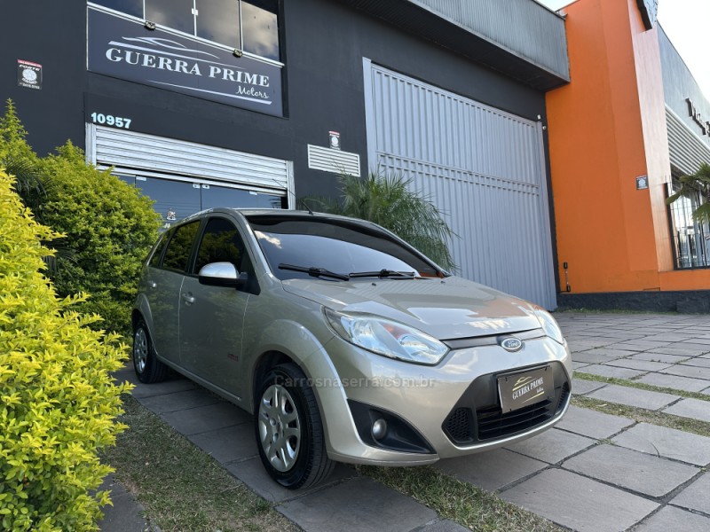 FIESTA 1.0 MPI CLASS HATCH 8V FLEX 4P MANUAL - 2011 - CAXIAS DO SUL