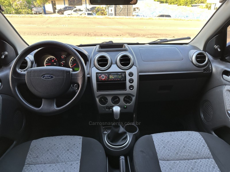 FIESTA 1.0 MPI CLASS HATCH 8V FLEX 4P MANUAL - 2011 - CAXIAS DO SUL