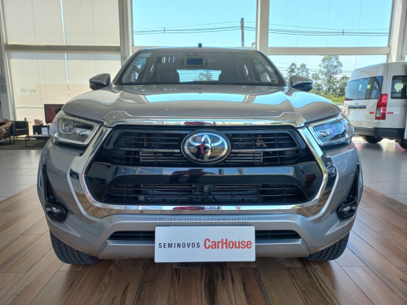 HILUX 2.8 SRX PLUS 4X4 CD TURBO DIESEL 4P AUTOMÁTICO - 2024 - TAQUARA