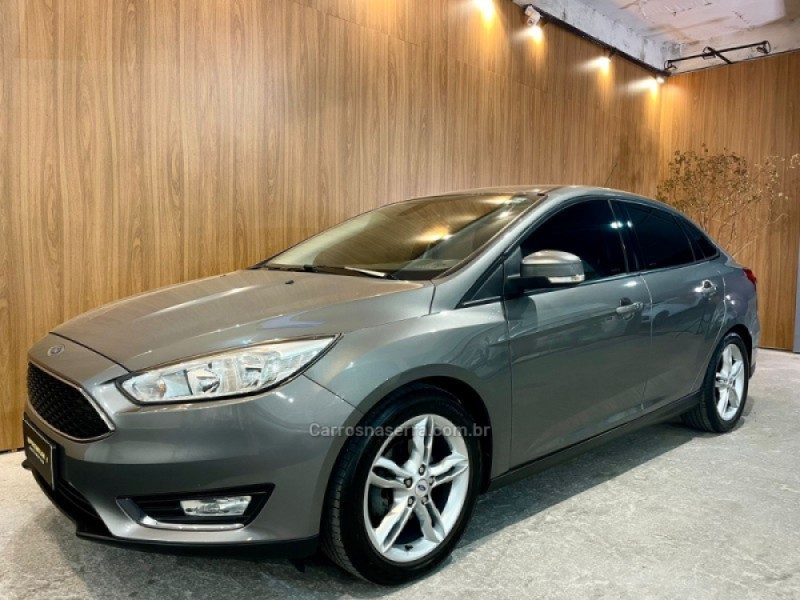 focus 2.0 se plus fastback 16v flex 4p automatico 2016 bento goncalves