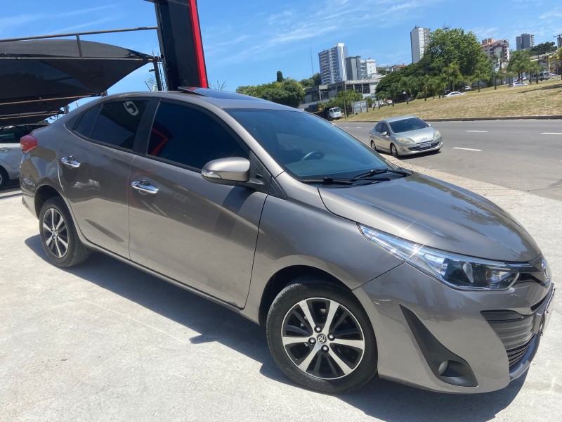 yaris 1.5 xls sedan 16v flex 4p automatico 2020 caxias do sul
