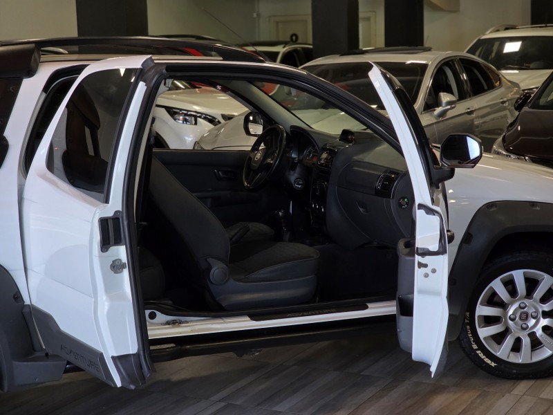 STRADA 1.8 MPI ADVENTURE CD 16V FLEX 3P MANUAL - 2014 - CAXIAS DO SUL