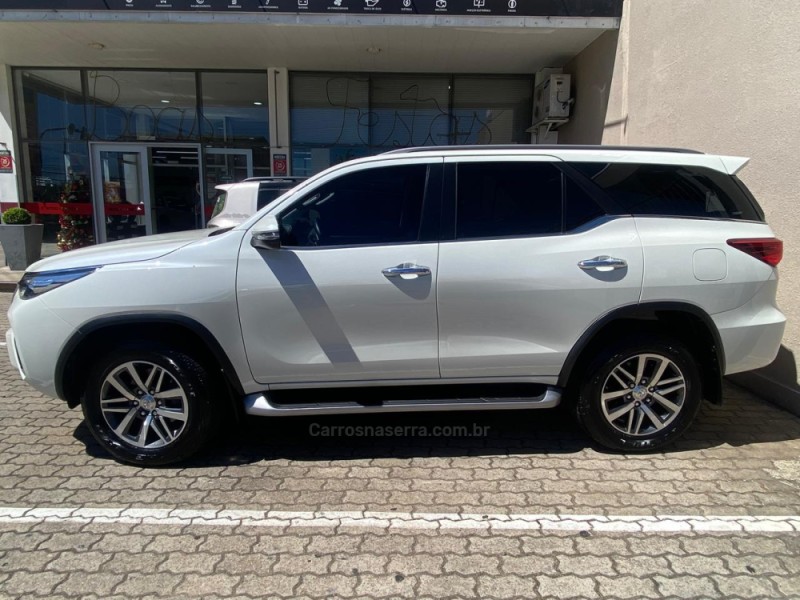 HILUX SW4 2.8 SRX 4X4 7 LUGARES 16V TURBO INTERCOOLER DIESEL 4P AUTOMÁTICO - 2020 - BENTO GONçALVES