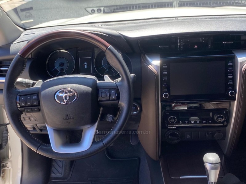 HILUX SW4 2.8 SRX 4X4 7 LUGARES 16V TURBO INTERCOOLER DIESEL 4P AUTOMÁTICO - 2020 - BENTO GONçALVES