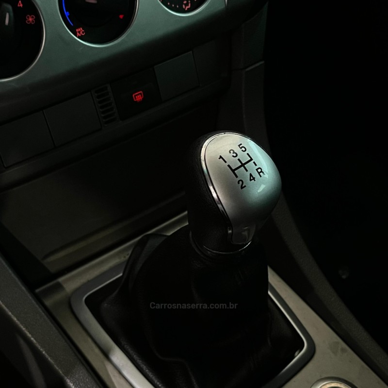 FOCUS 1.6 GL 8V GASOLINA 4P MANUAL - 2013 - NOVO HAMBURGO