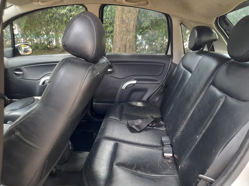 C3 1.4 I GLX 8V FLEX 4P MANUAL - 2011 - FARROUPILHA