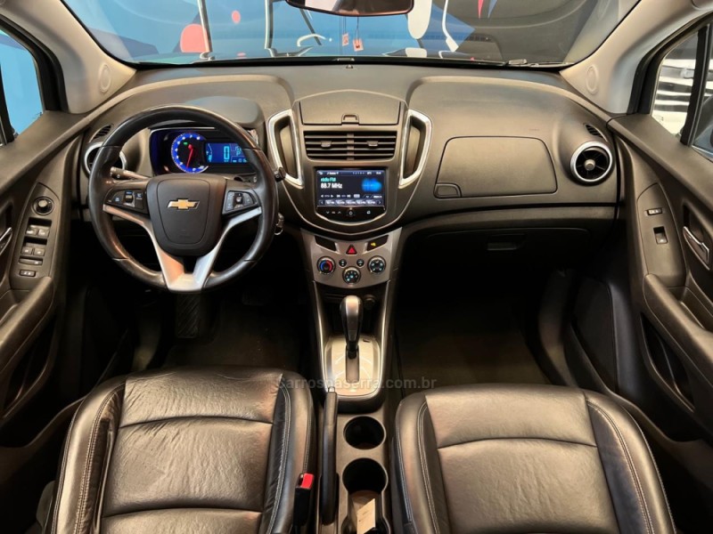 TRACKER 1.8 MPFI LTZ 4X2 16V FLEX 4P AUTOMÁTICO - 2014 - NOVO HAMBURGO