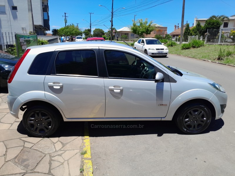 FIESTA 1.6 MPI HATCH 8V FLEX 4P MANUAL - 2011 - NOVA PRATA